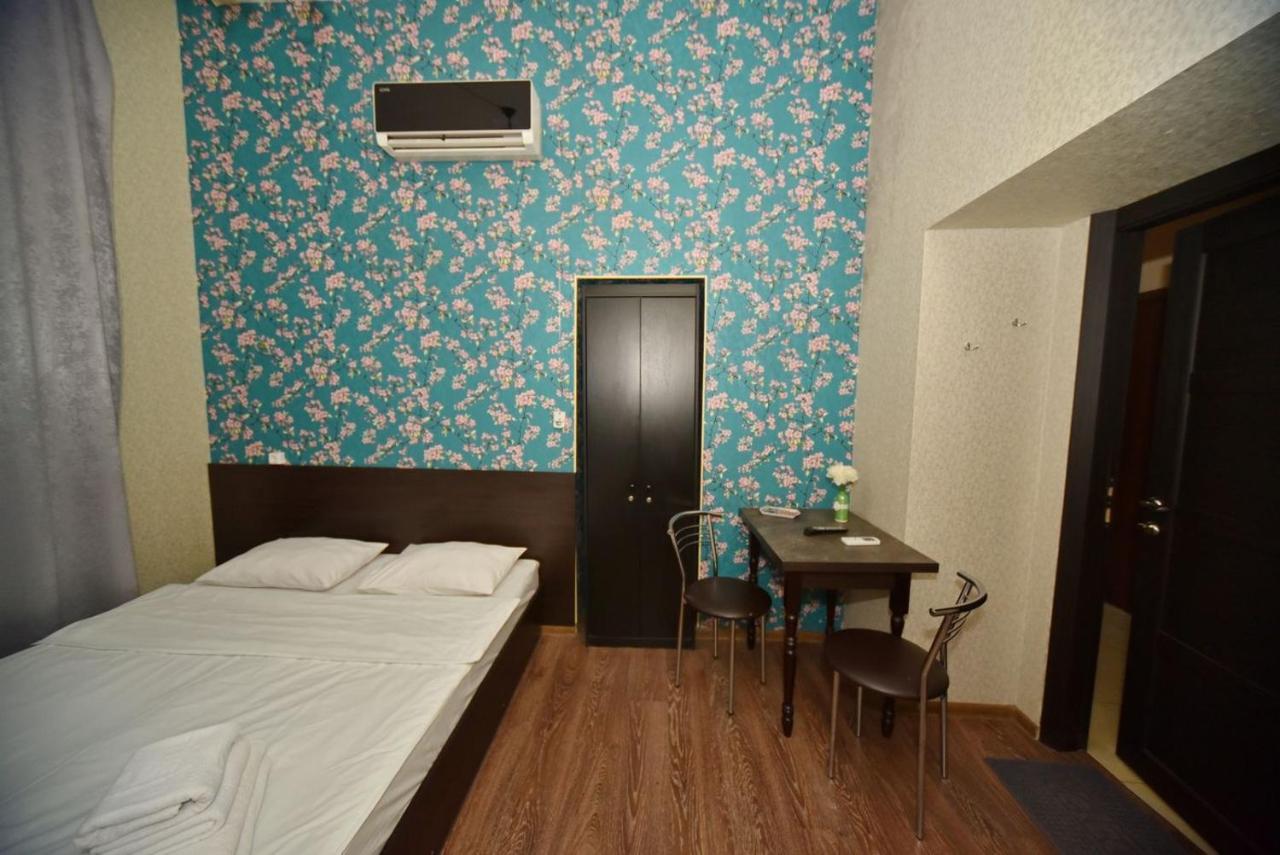 Malon Apartments Kharkiv Exterior photo