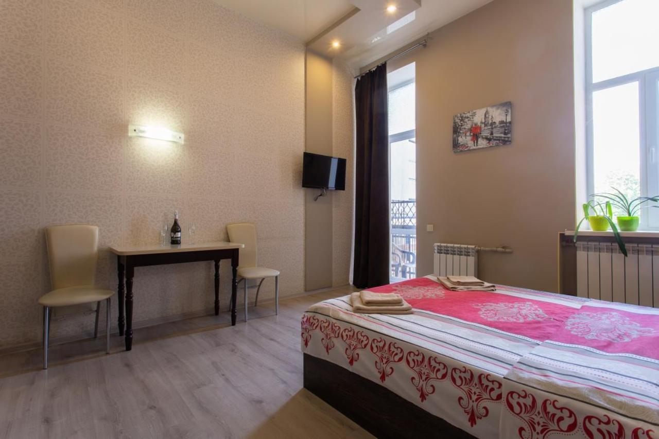 Malon Apartments Kharkiv Exterior photo